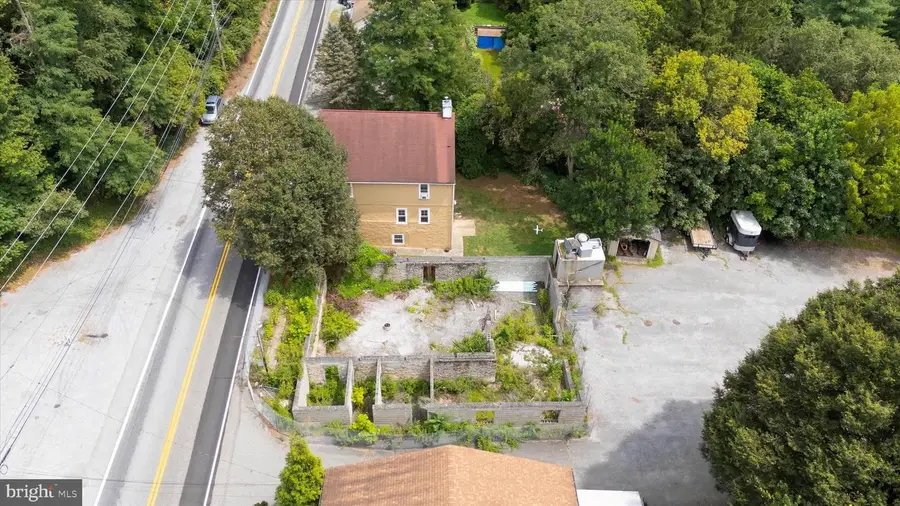 2090 Strasburg Rd, Coatesville, PA 19320 - Image #2