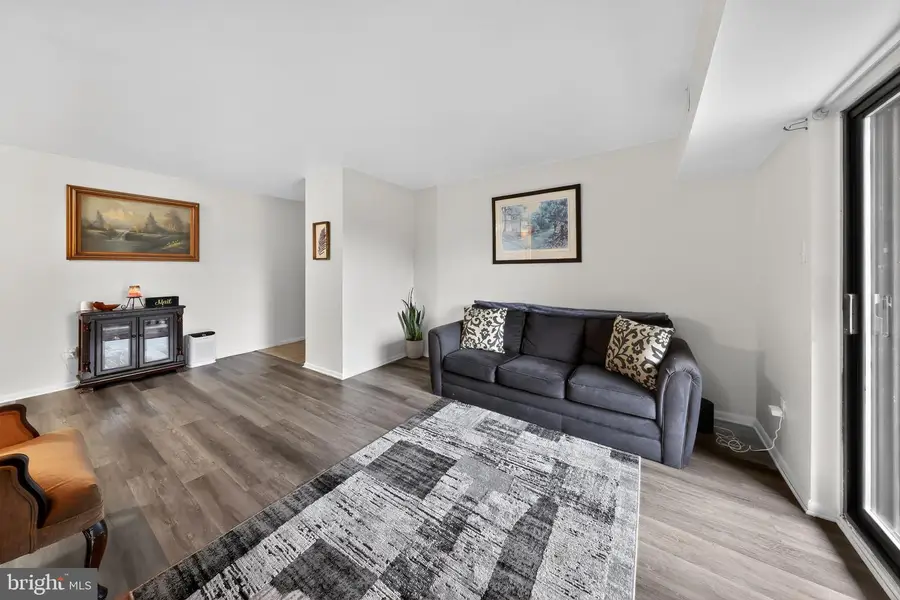 521 Valley Dr #521, West Chester, PA 19382 - Image #2