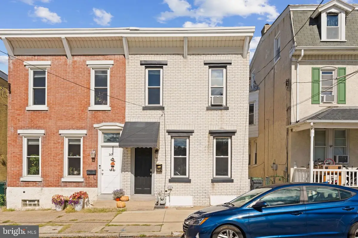 345 Hall St, Phoenixville, PA 19460 - Image #1