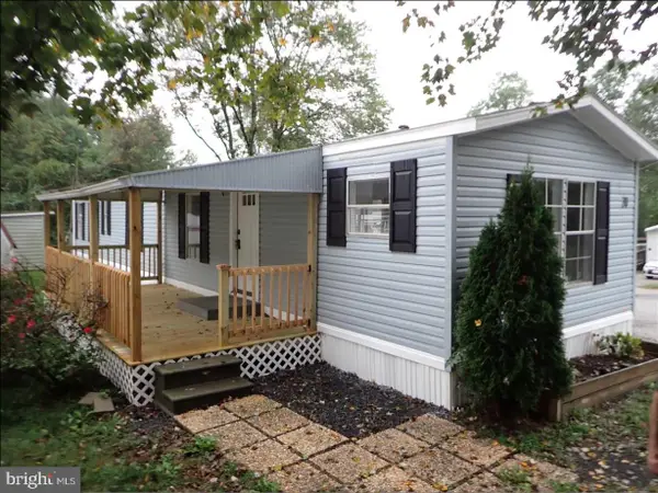 20 Maplewood Dr, COATESVILLE, PA 19320