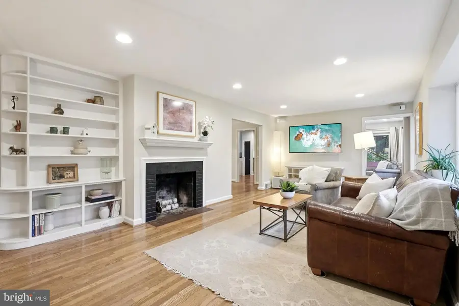 130 Devonwood Ln, Devon, PA 19333 - Image #3