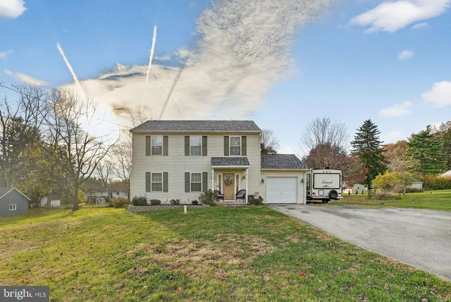 386 Loomis Ave, Coatesville, PA 19320 - Image #2