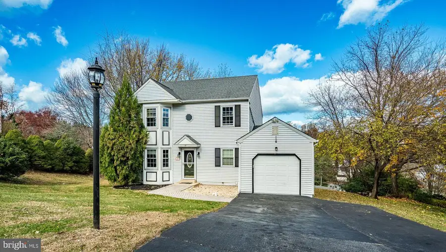 37 Lamberts Ln, Coatesville, PA 19320 - Image #2