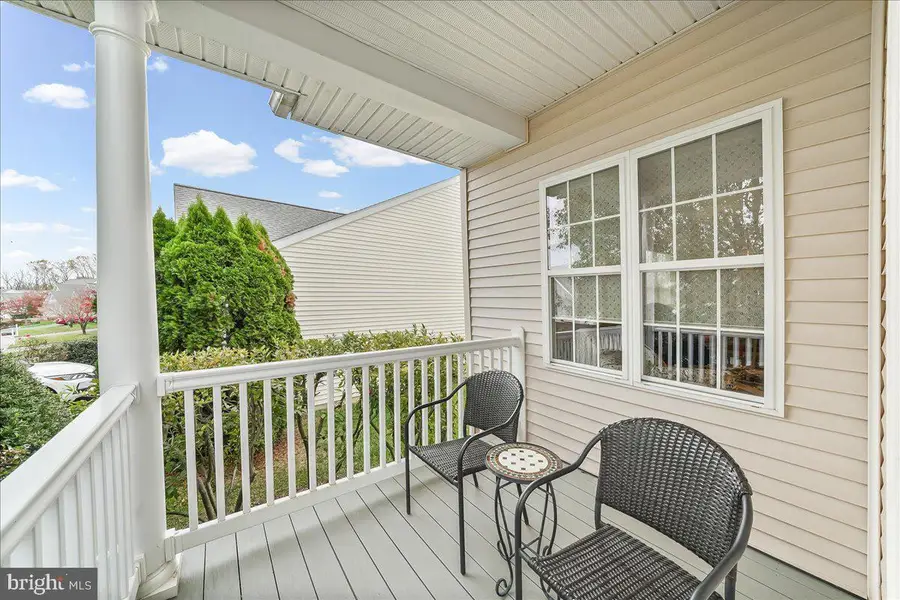 453 E Glenview Dr, West Grove, PA 19390 - Image #2