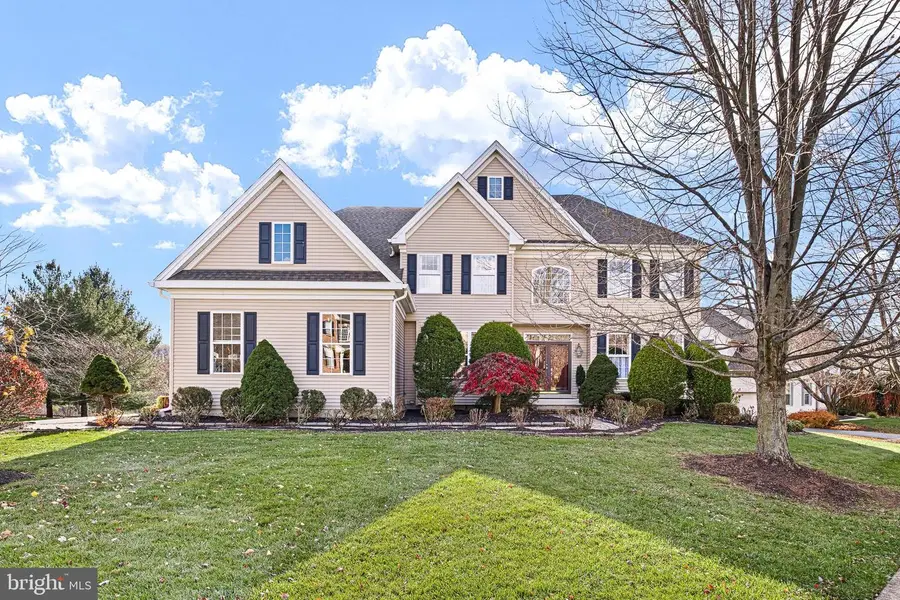 171 Candlewyck Dr, Avondale, PA 19311 - Image #2