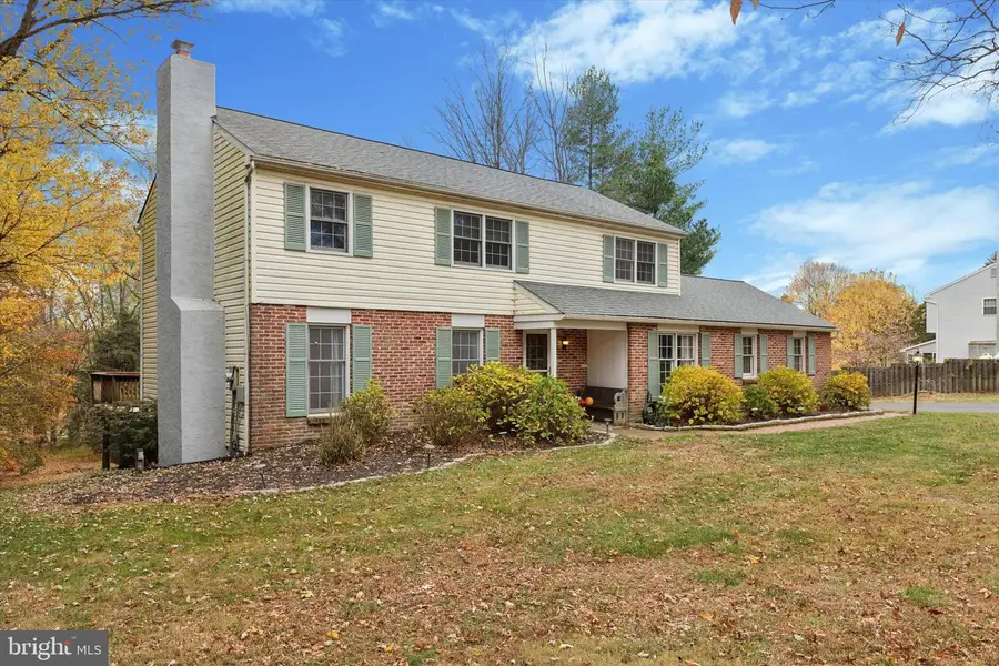 685 Hopewell Rd, Downingtown, PA 19335 - Image #2