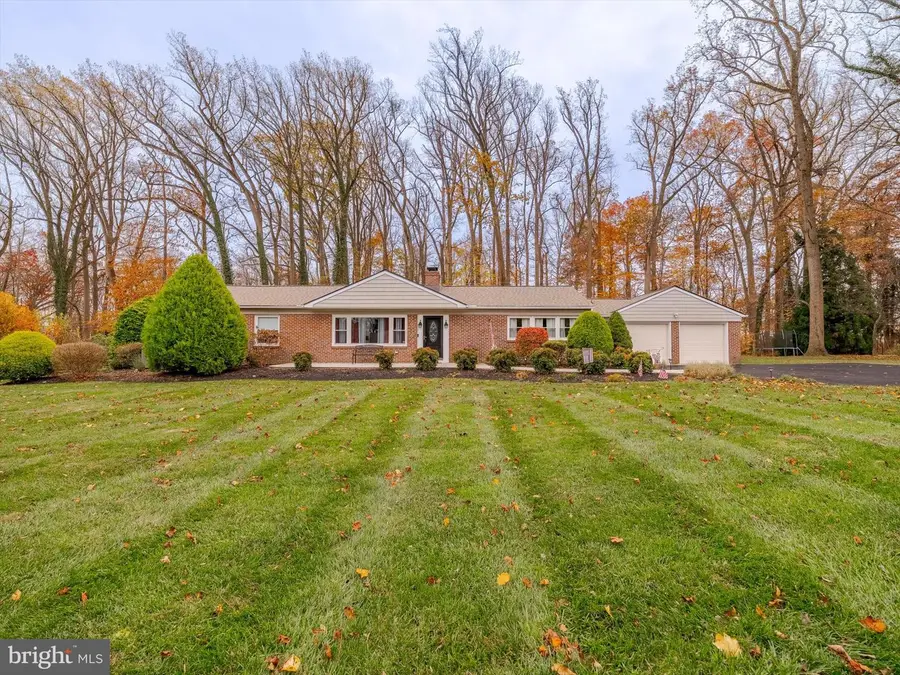 705 Potter Dr, Kennett Square, PA 19348 - Image #2