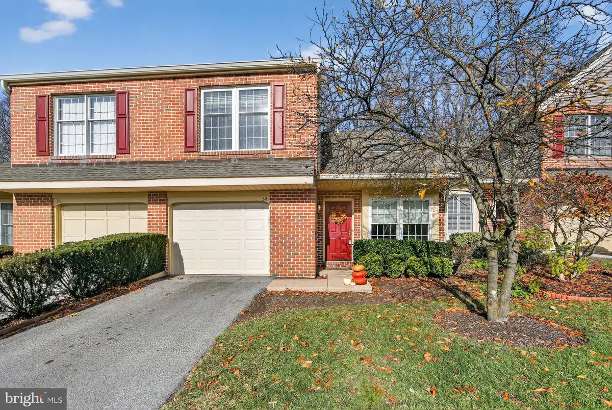 34 May Apple Dr, Downingtown, PA 19335 - Image #1