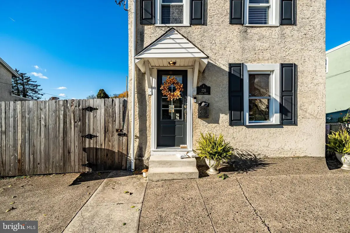 226 Green St, Phoenixville, PA 19460 - Image #1