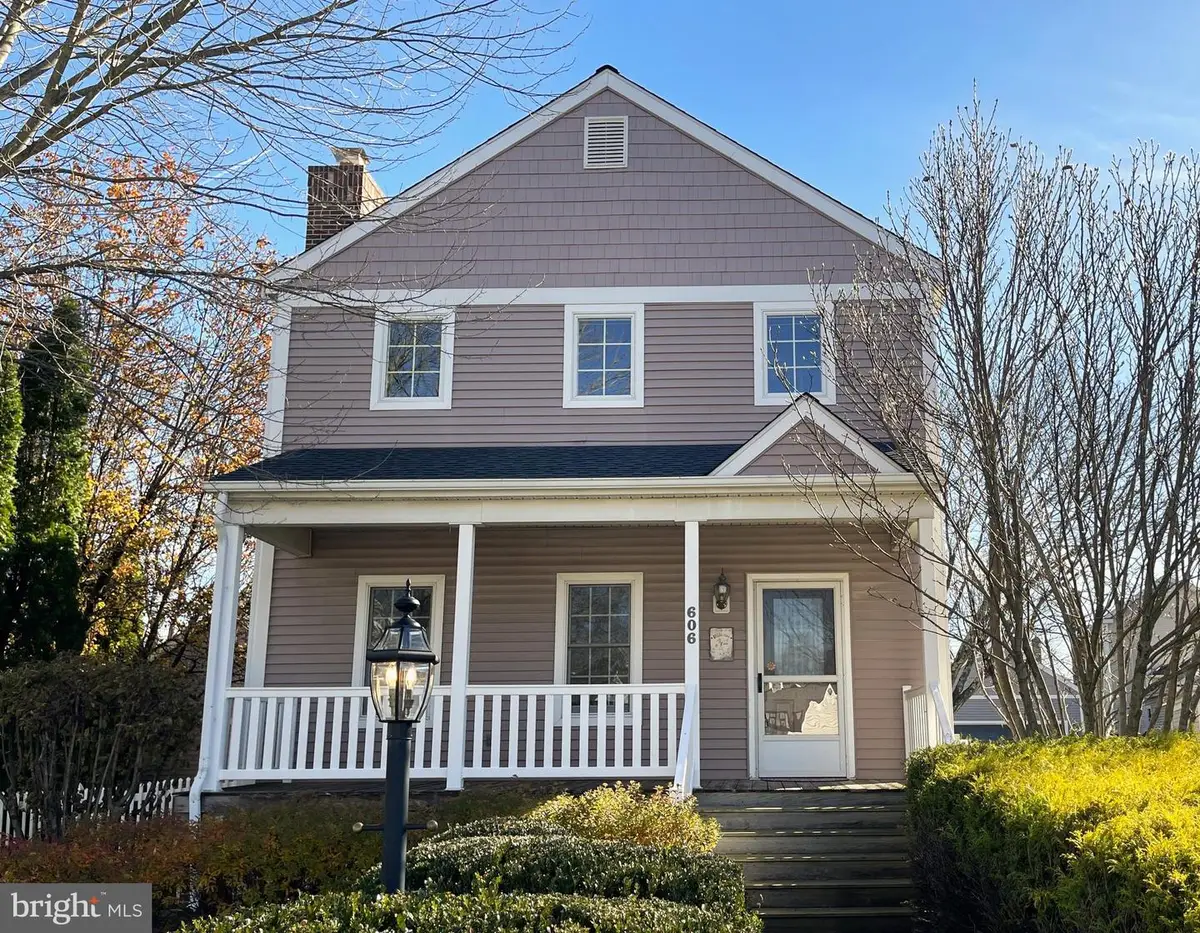 606 Wexford Ave, Downingtown, PA 19335 - Image #1