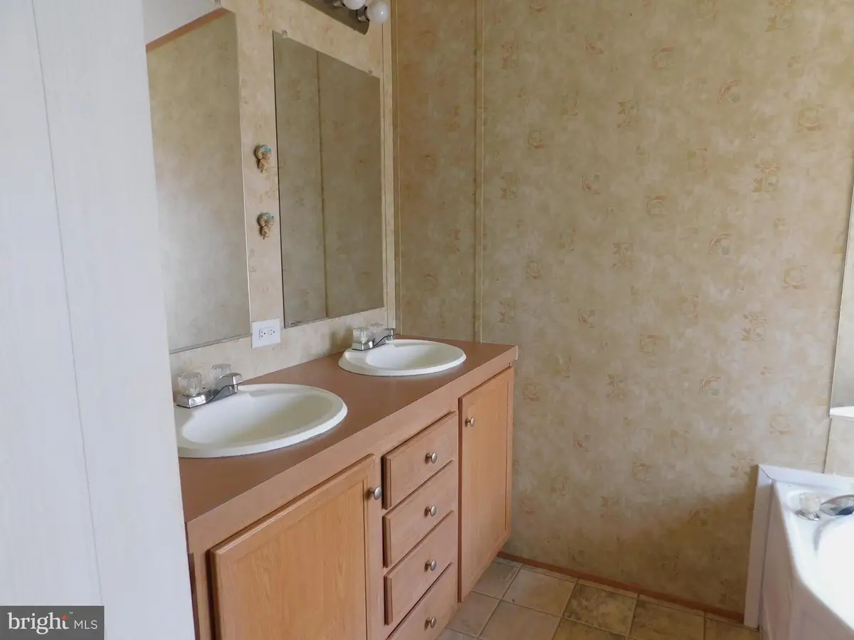 211 Michael Rd, Honey Brook, PA 19344 - Image #1