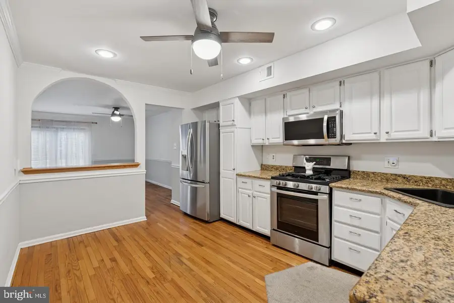 32 Main St, Chesterbrook, PA 19087 - #2