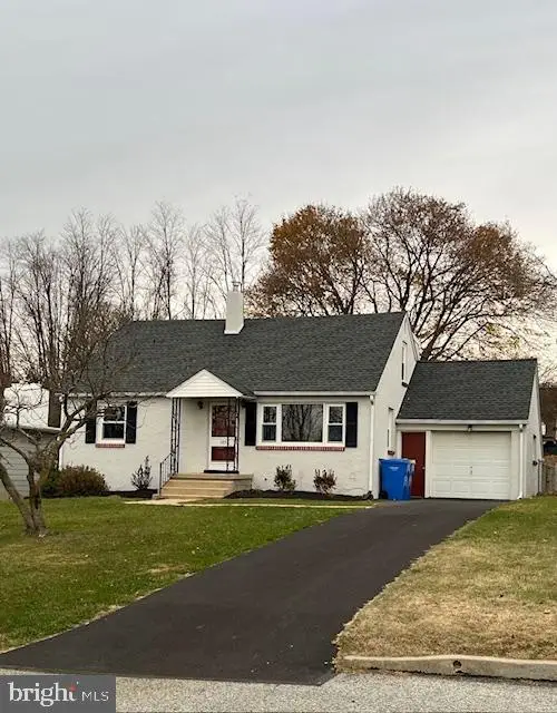 105 E 2nd Ave, Parkesburg, PA 19365 - Image #3