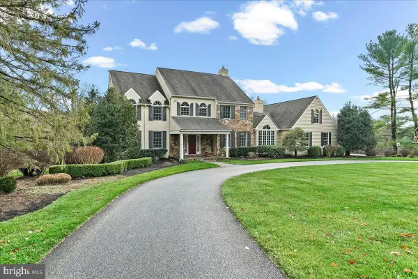 904 Roundelay Ln, WEST CHESTER, PA 19382