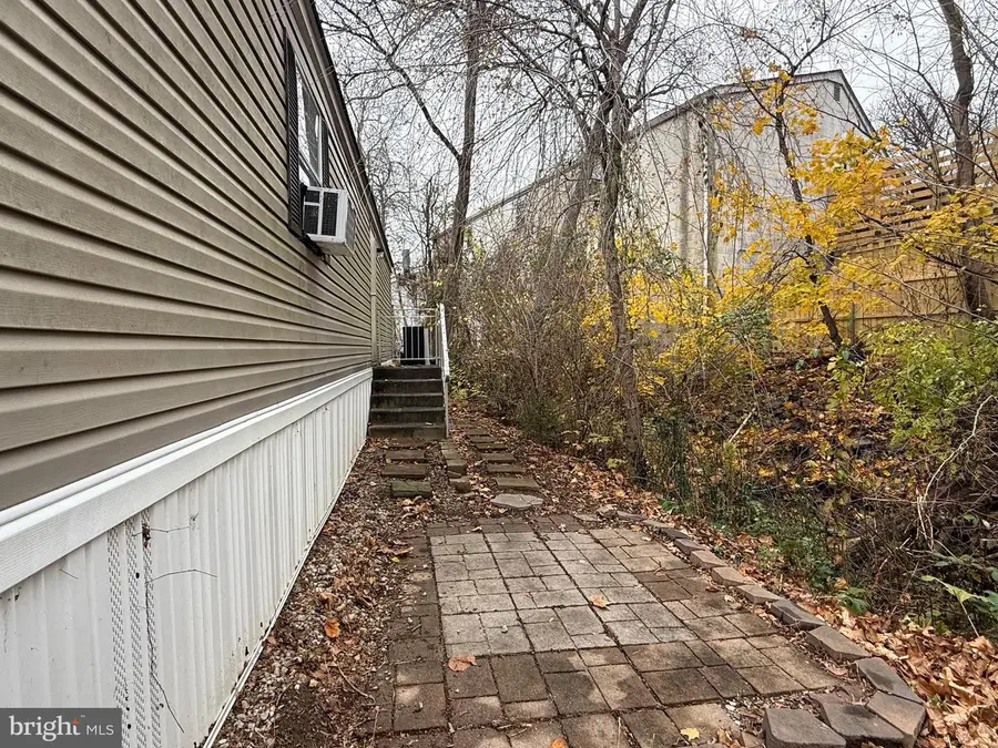 41 Terrace Dr, Phoenixville, PA 19460 - Image #2