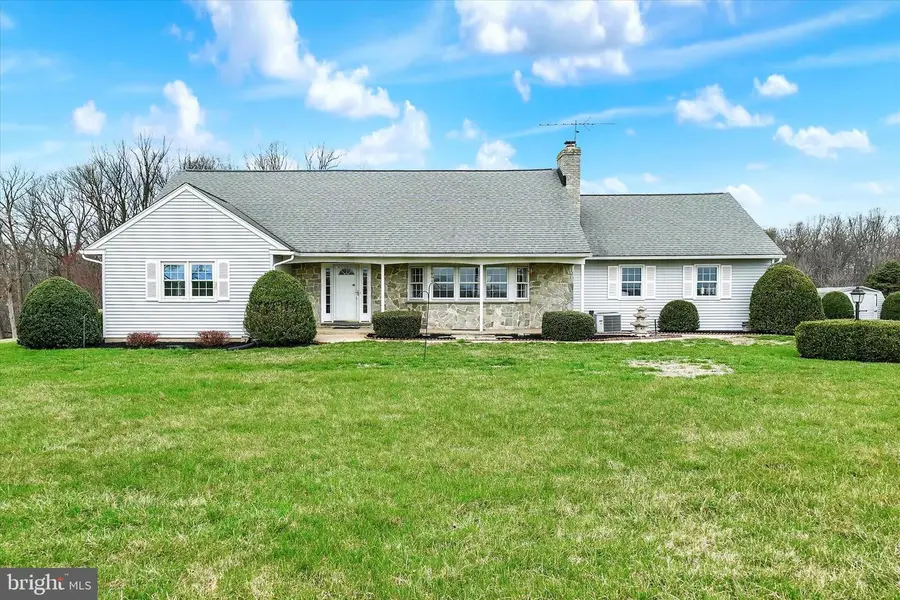 665 Chesterville Rd, Franklin, PA 19352 - #2