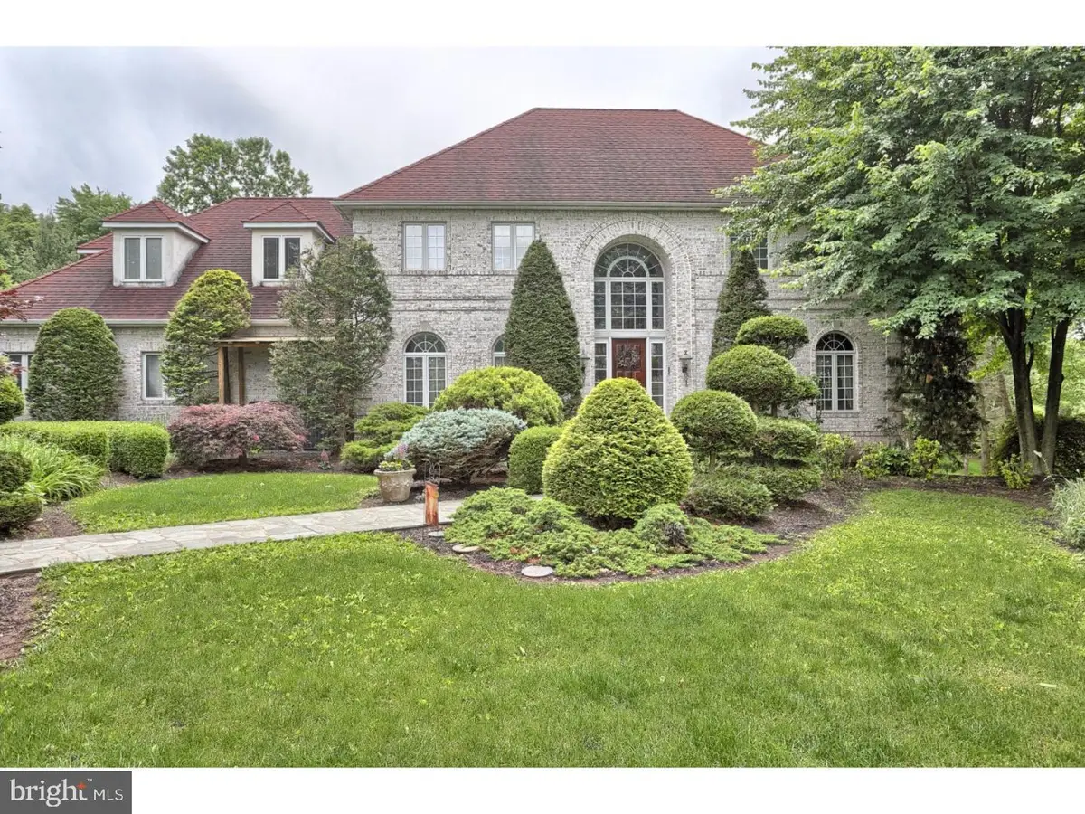 1748 Honeysuckle Ln, Pottstown, PA 19465 - Image #1