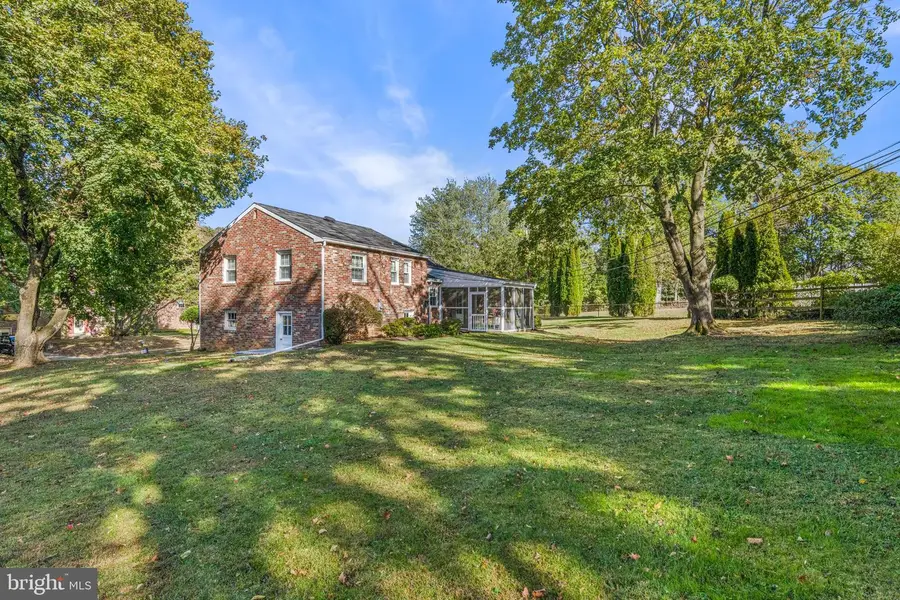 320 Landsende Rd, Devon, PA 19333 - Image #2