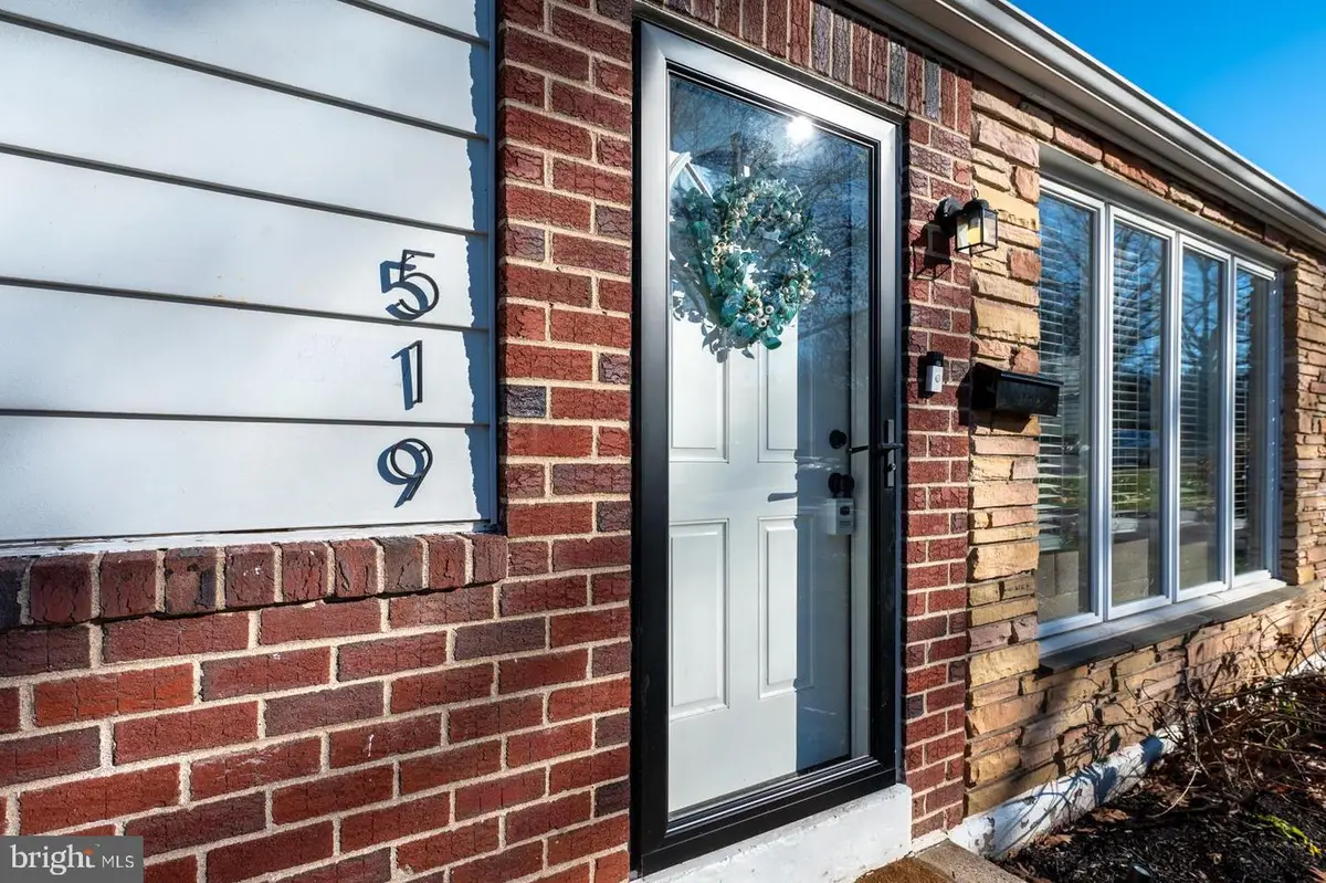 519 W Anderson Ave, Phoenixville, PA 19460 - Image #1