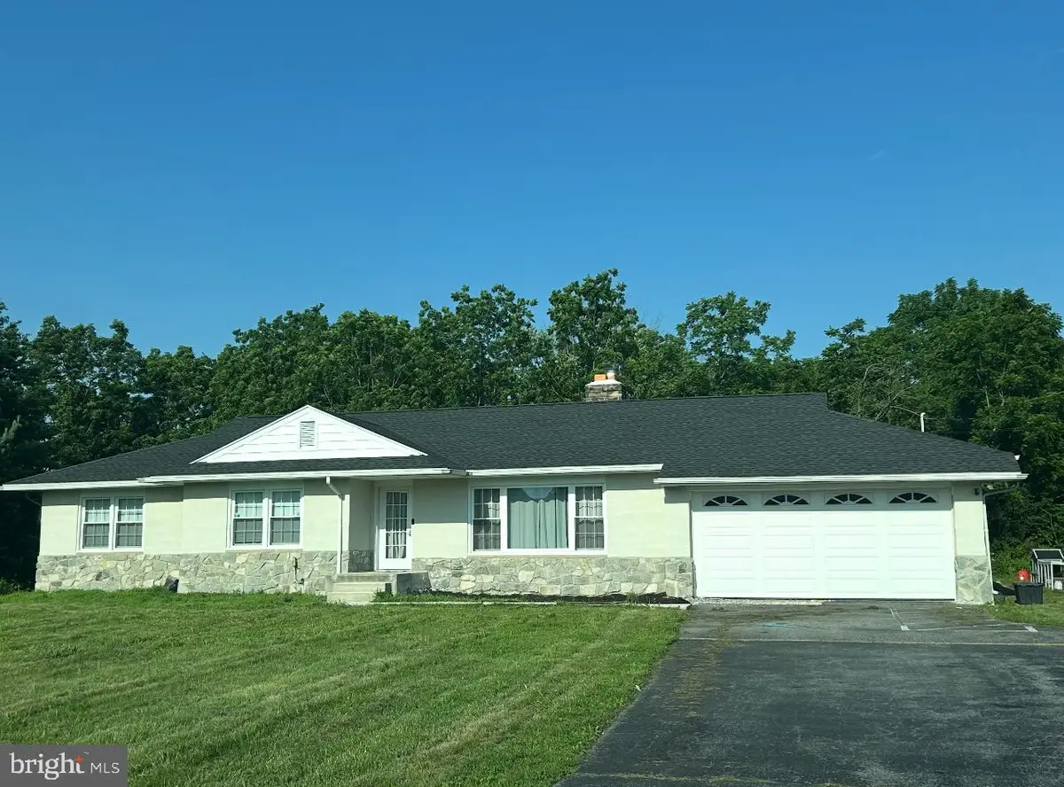 1378 S Hanover St, Pottstown, PA 19465 - Image #1