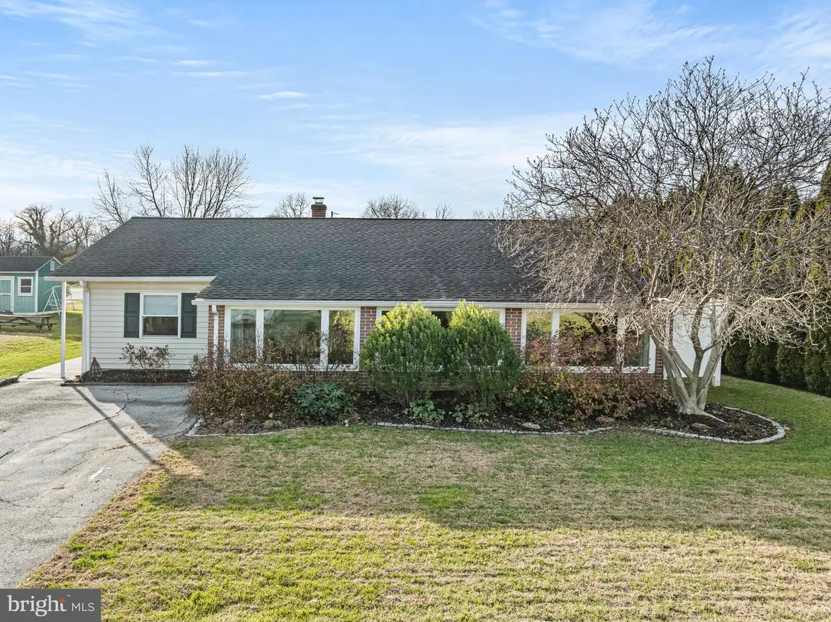 426 S Walnut St, Kennett Square, PA 19348 - Image #1