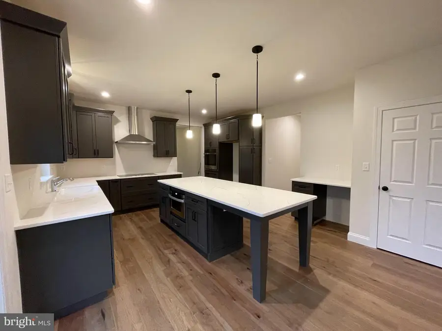 127 Bishop Rd, Pottstown, PA 19465 - Image #2