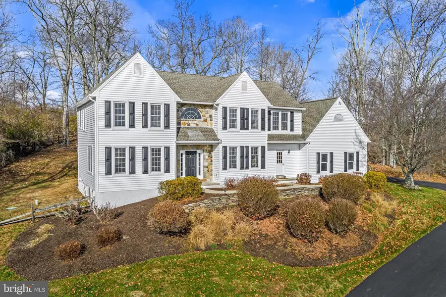 7 Morninglight Rd, Glenmoore, PA 19343 - Image #2