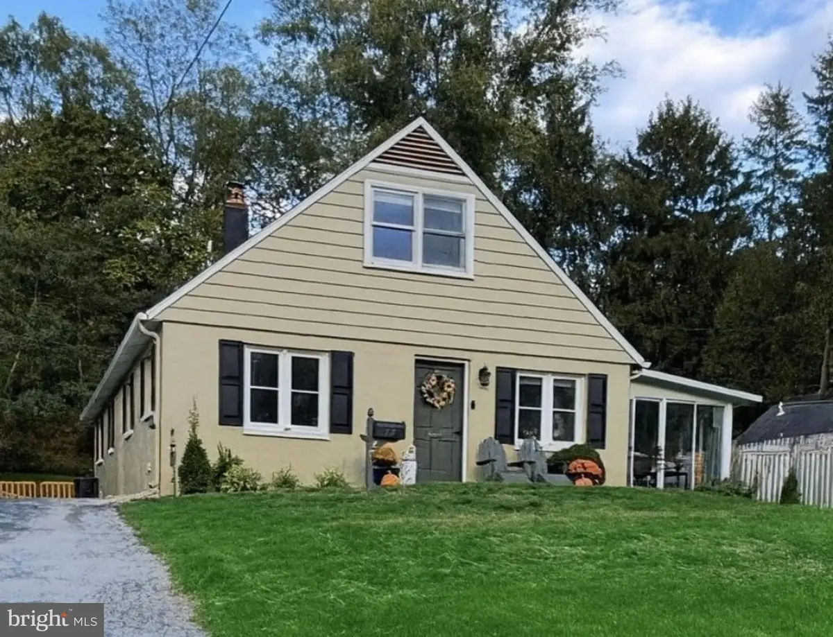 723 Hillside Dr, West Chester, PA 19380 - Image #1