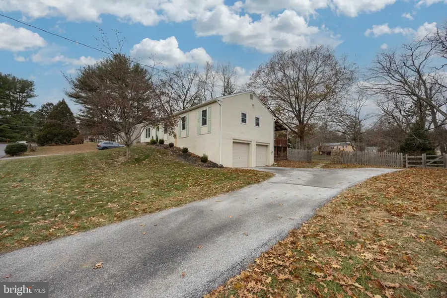 479 Douglas Dr, West Chester, PA 19380 - Image #2