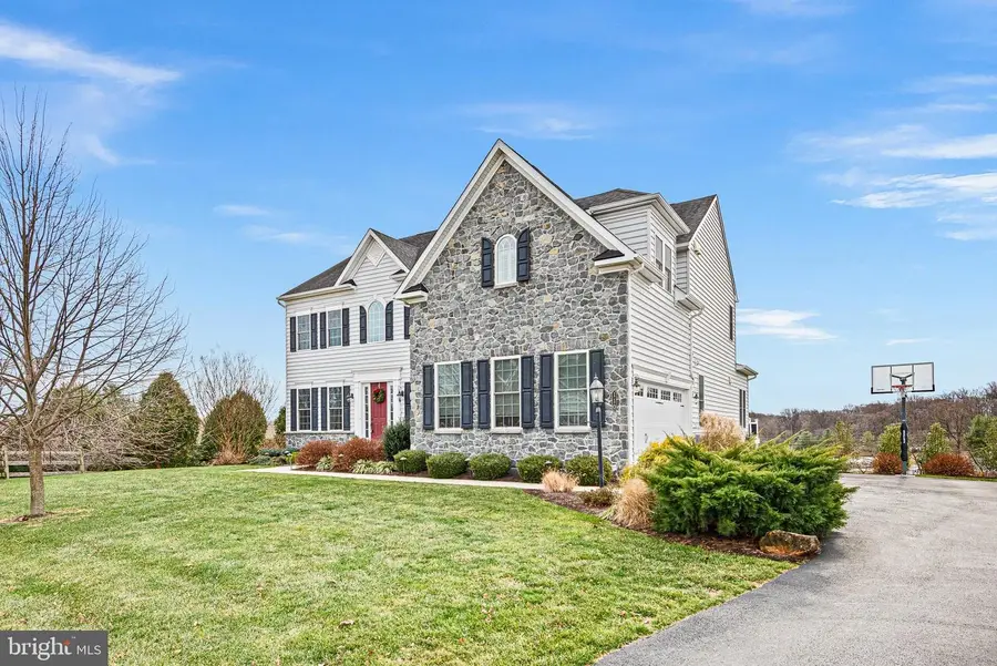 110 Pierce Ln, Kennett Square, PA 19348 - Image #2