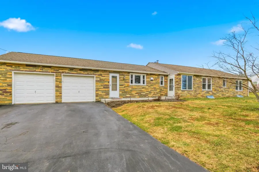 1576 Broadrun Rd, Downingtown, PA 19335 - Image #2