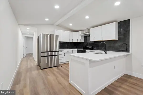 114 Linden Dr, SPRING CITY, PA 19475