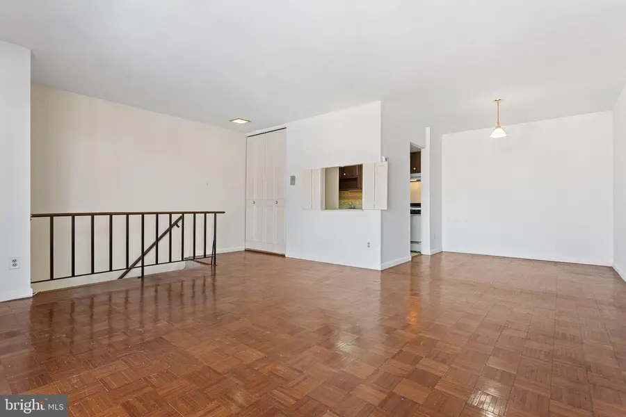 318 Old Forge Xing #318, Devon, PA 19333 - Image #3