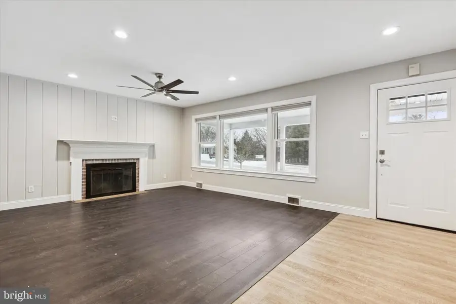 208 Cheyney Dr, West Chester, PA 19382 - Image #2