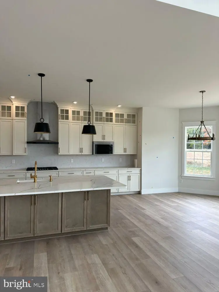 16 Mcknight Farm Ln, Glenmoore, PA 19343 - Image #2