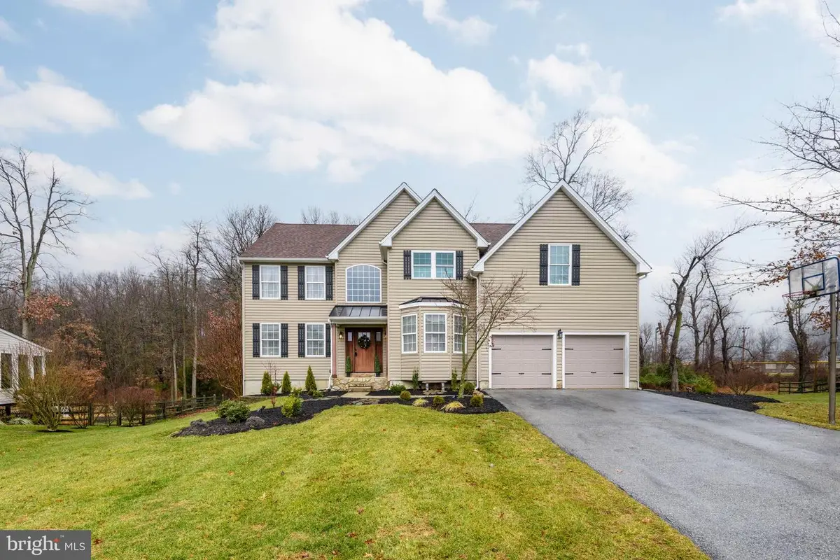 720 Slate Hill Dr, Oxford, PA 19363 - Image #1