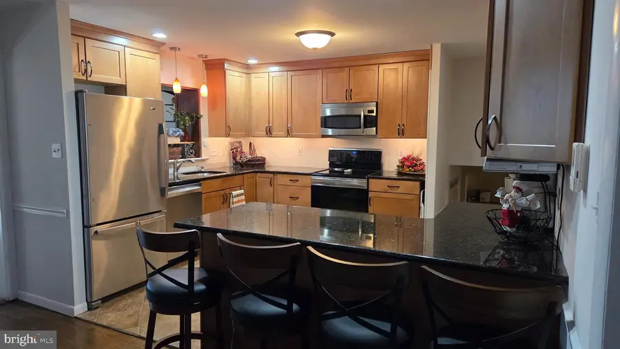 221 Ellis Ln, West Chester, PA 19380 - #2