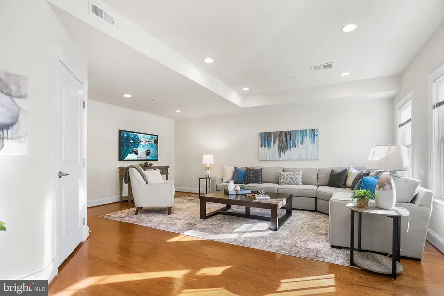 603 Stonecliffe Rd, Malvern, PA 19355 - Image #2