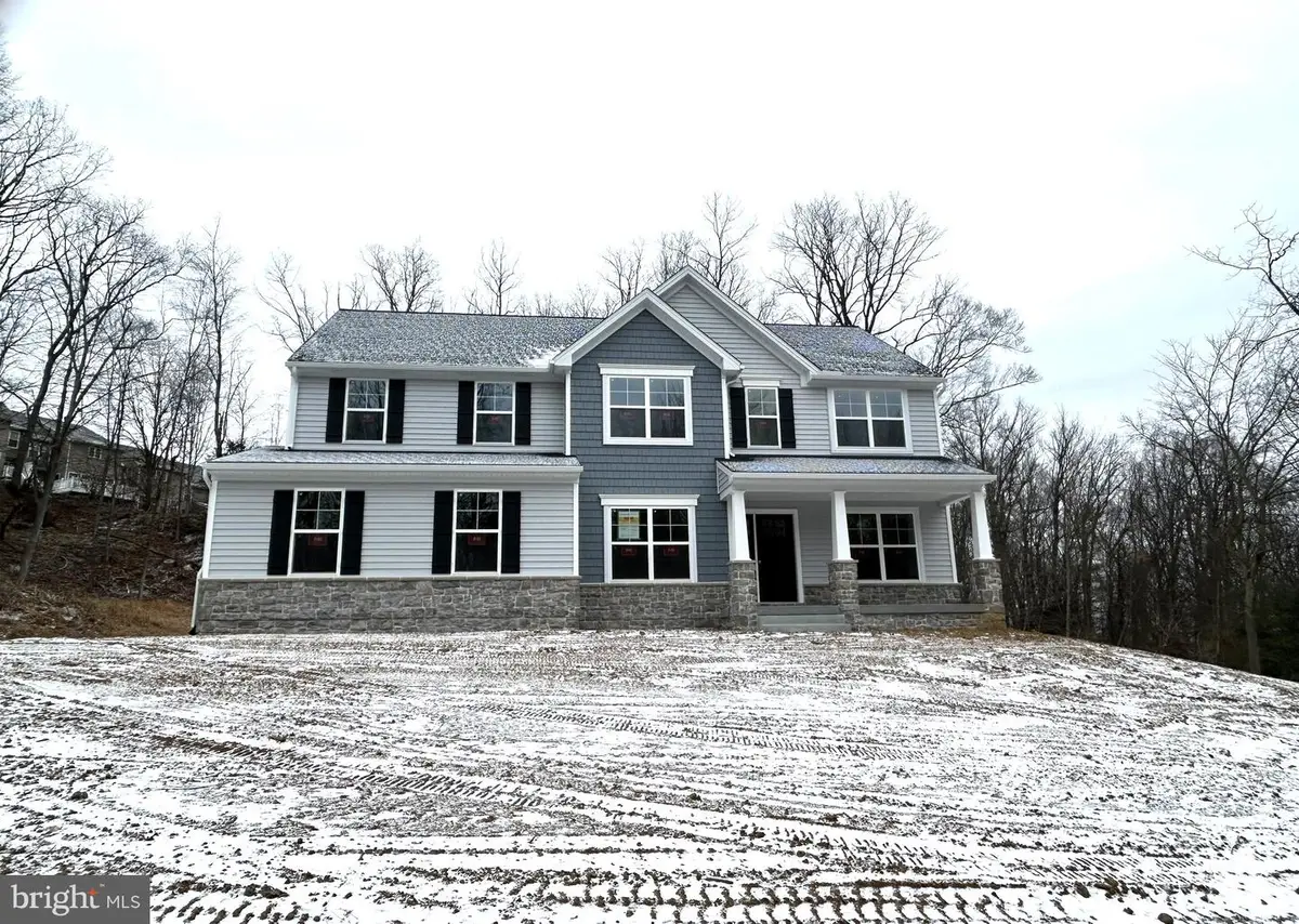 222 W Uwchlan Ave, Downingtown, PA 19335 - Image #1