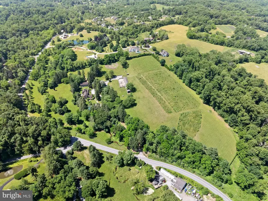 1740 Lenape Rd, West Chester, PA 19382 - #2