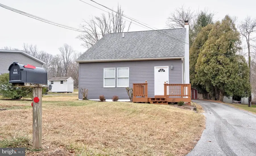 122 Garris Rd, Downingtown, PA 19335 - Image #2