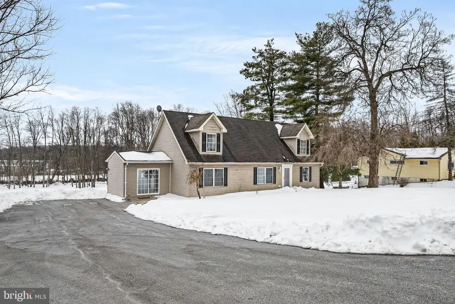 3096 Upper Valley Rd, Parkesburg, PA 19365 - #3