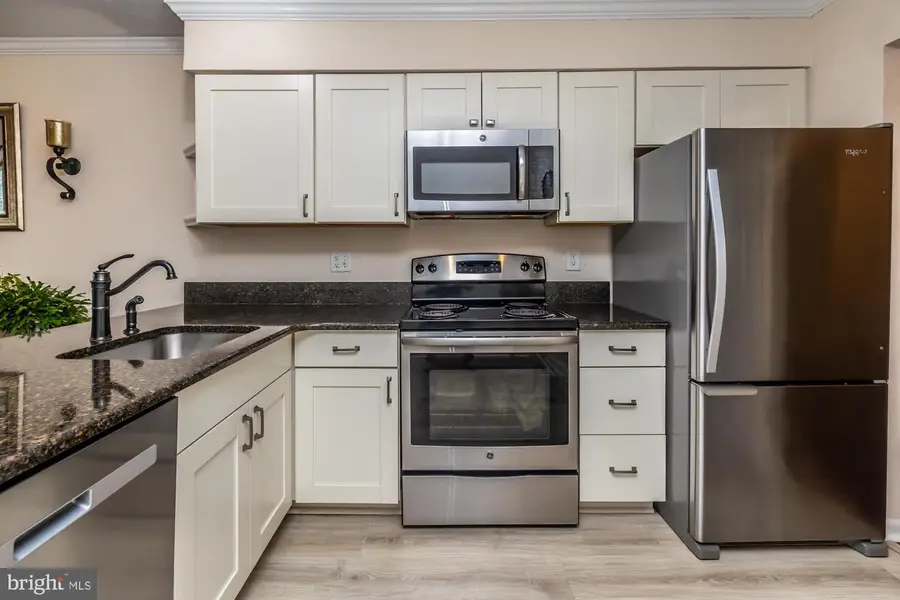 500 Campbell Cir #h-12, Downingtown, PA 19335 - Image #3