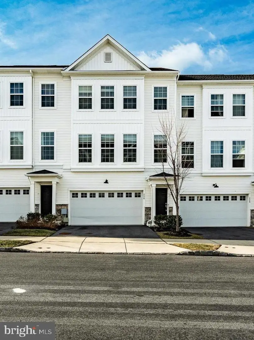 226 Red Leaf Ln, Exton, PA 19341 - #1