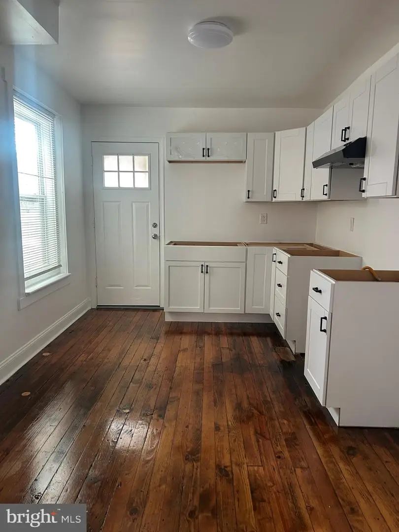 338 Valley Rd, Coatesville, PA 19320 - #1