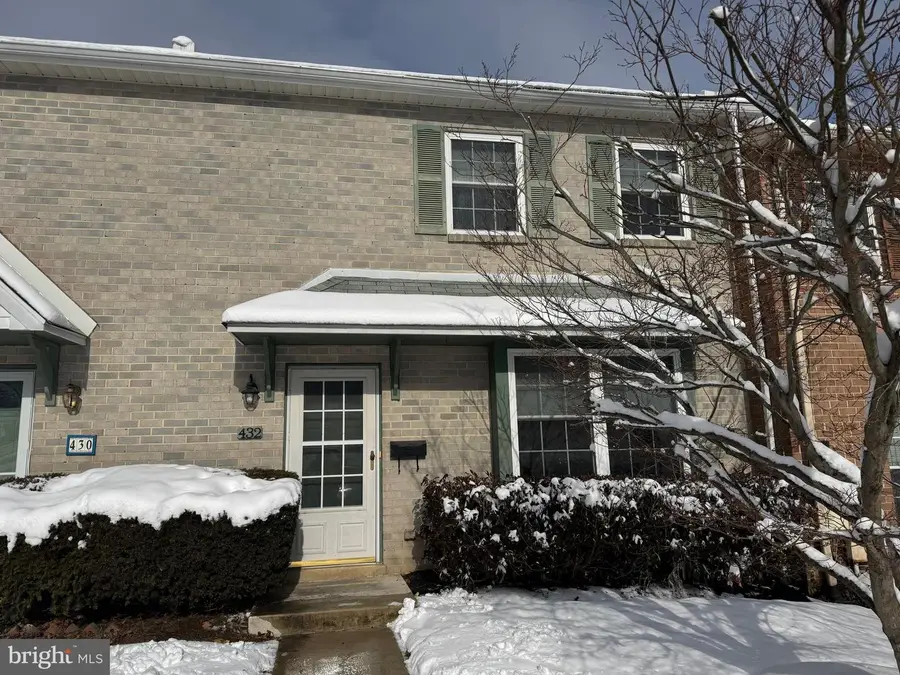 432 Carmarthen Ct, Exton, PA 19341 - Image #2