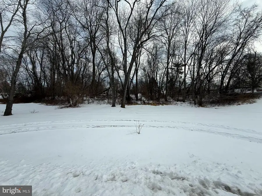 1438 Williamsburg Dr, West Chester, PA 19382 - Image #2