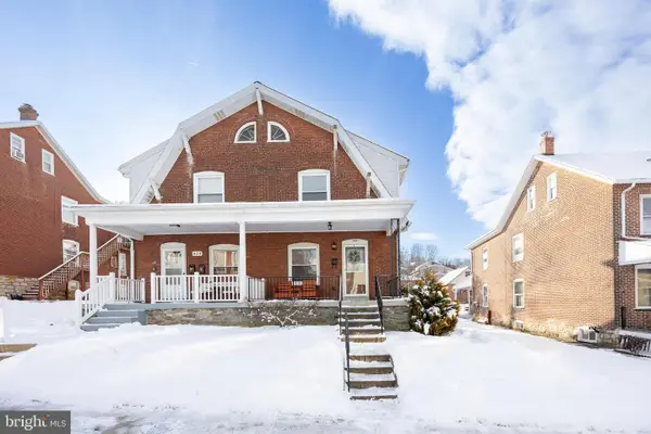 822 Stirling St, COATESVILLE, PA 19320