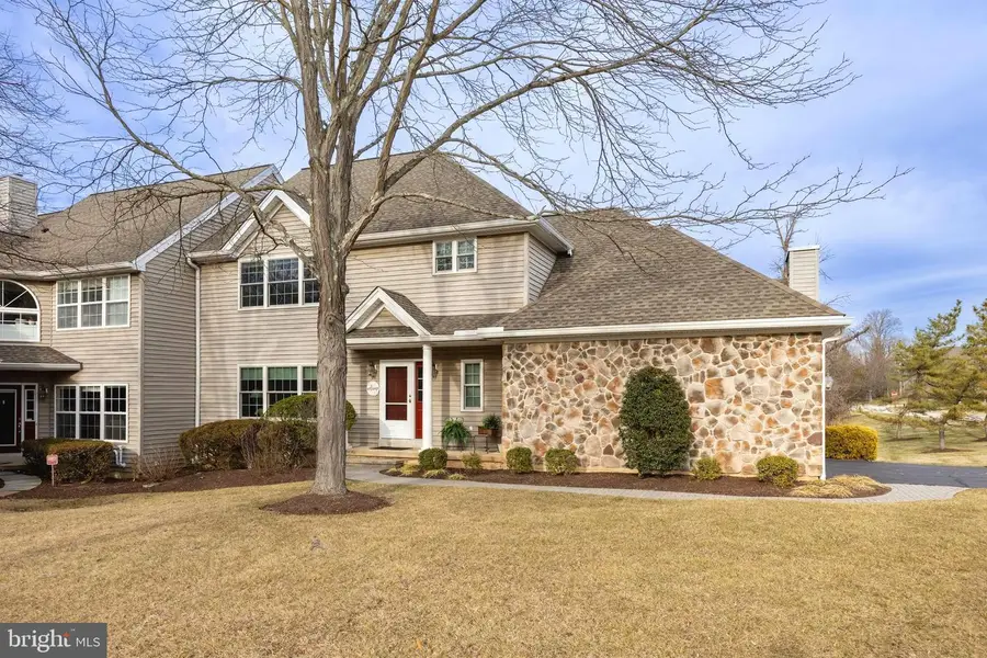 5 Grayson Cir #2501, Phoenixville, PA 19460 - #2