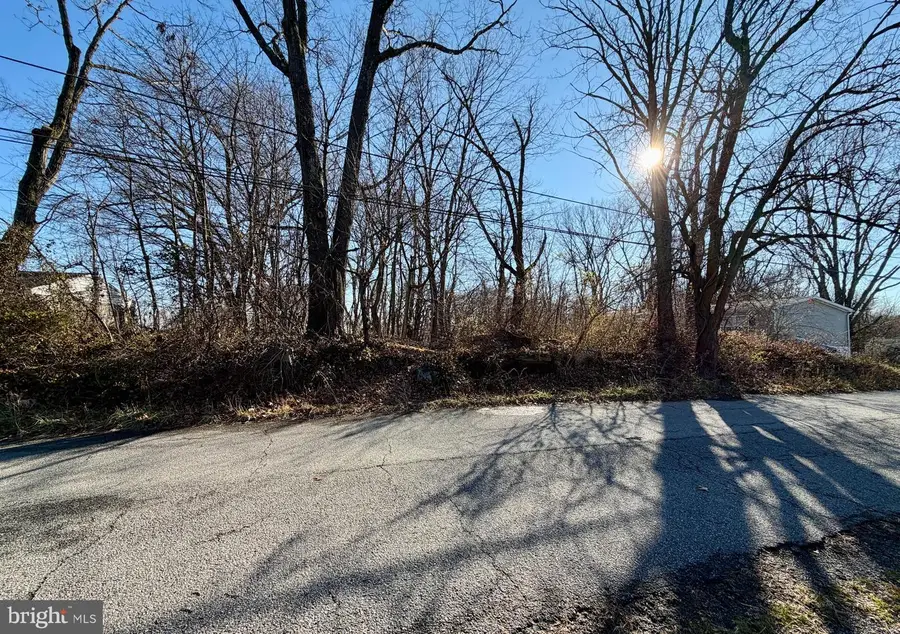 914 And 918 Lafayette St, Coatesville, PA 19320 - Image #3